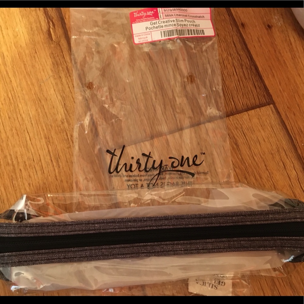 Thirty-One Get Creative Slim Pouch